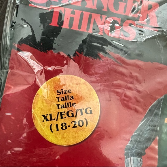 Disguise Stranger Things Adult Deluxe Video Stop Robin S4 Costume size XL 18-20 - Picture 10 of 11